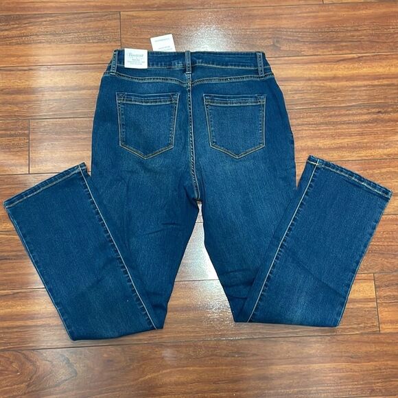 NWT Bootcut Jeans - Picture 3 of 4